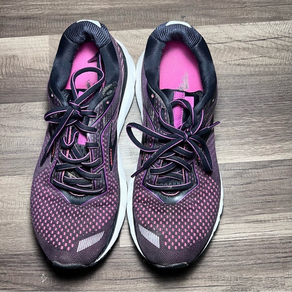 Brooks Ghost 12 Womens Size 10.5 Purple Black Running Shoes Sneakers 1203051B063 - Picture 3 of 6